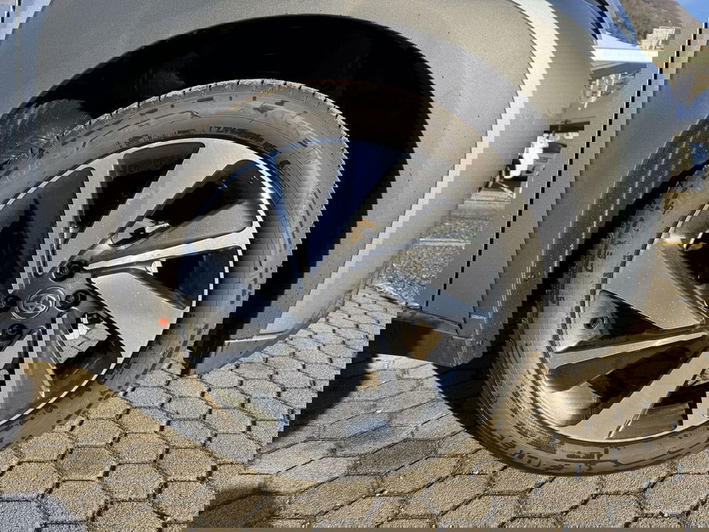 Toyota Aygo X nuova a Como (11)