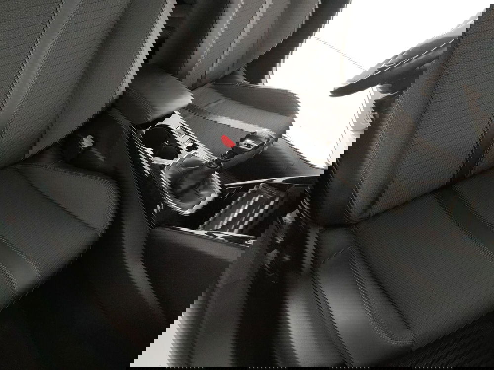 Peugeot 208 usata a Caserta (8)