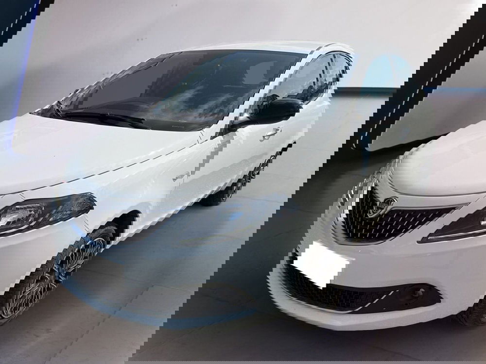 Lancia Ypsilon usata a Torino (2)