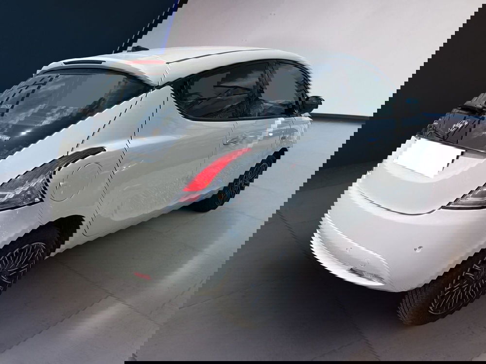 Lancia Ypsilon usata a Torino (4)