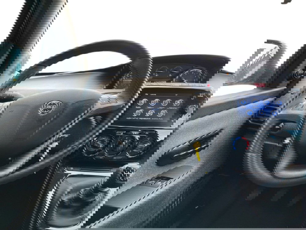 Lancia Ypsilon usata a Torino (11)