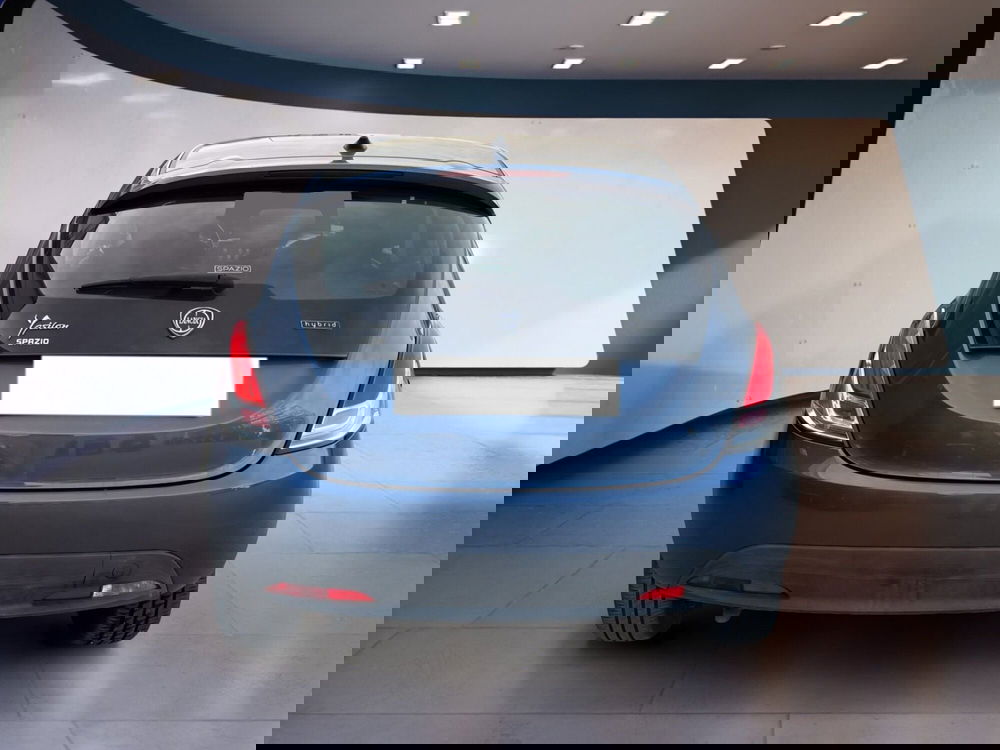 Lancia Ypsilon usata a Torino (5)