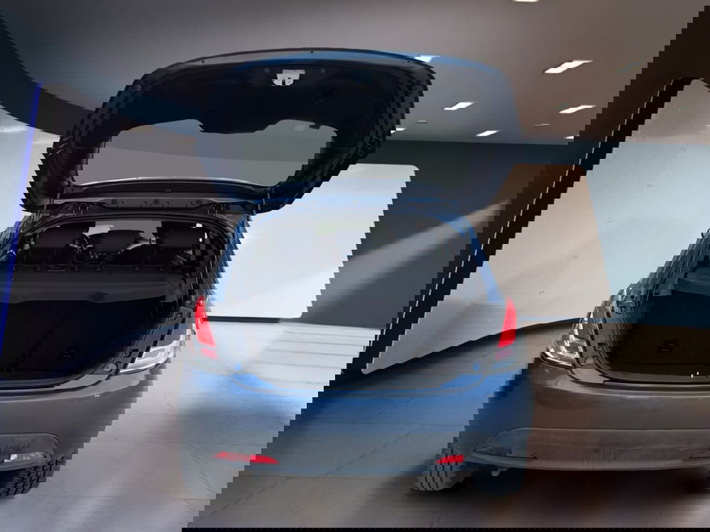 Lancia Ypsilon usata a Torino (7)