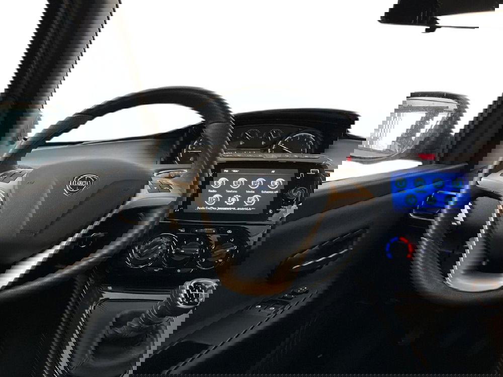 Lancia Ypsilon usata a Torino (12)