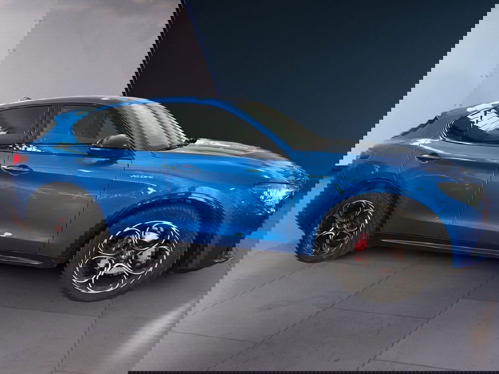 Alfa Romeo Stelvio usata a Torino (6)