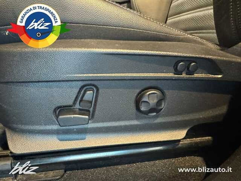 Alfa Romeo Stelvio usata a Udine (15)