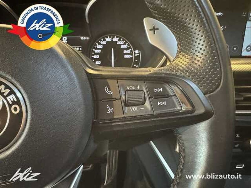 Alfa Romeo Stelvio usata a Udine (17)