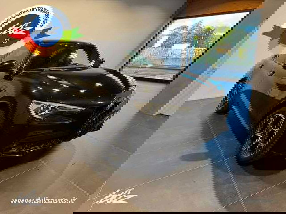 Alfa Romeo Stelvio usata a Udine (7)