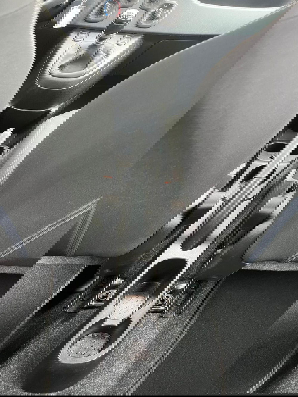 Fiat Panda Cross usata a Milano (18)