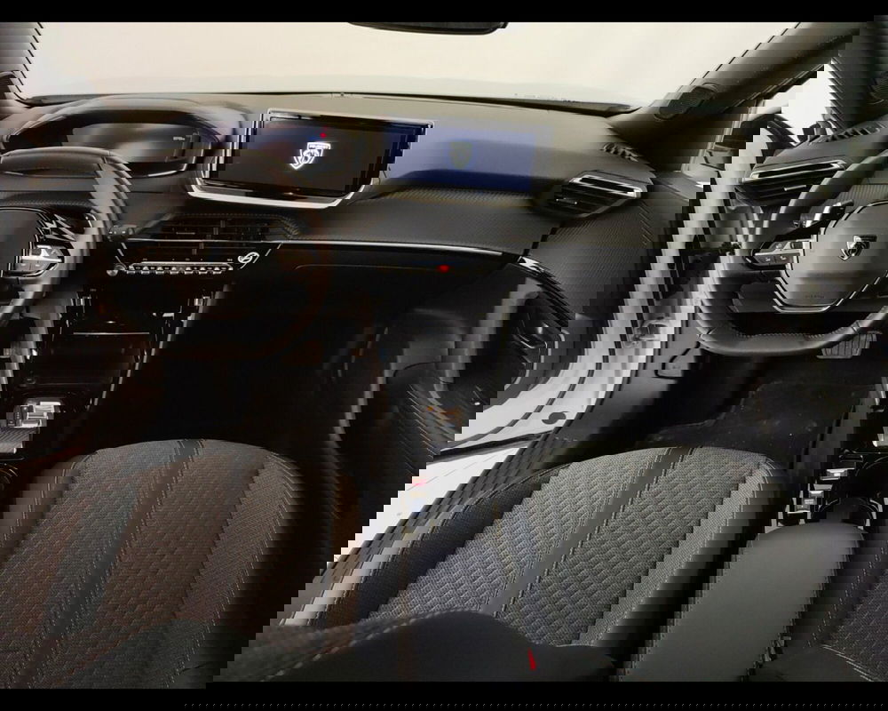 Peugeot 2008 usata a Caserta (15)