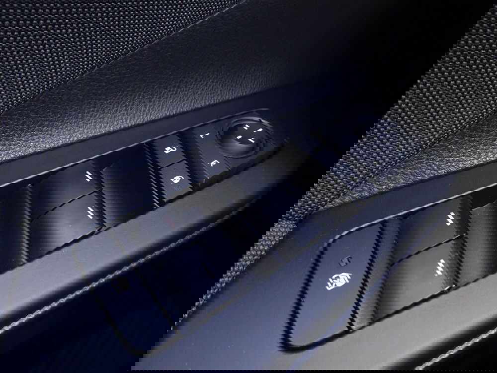 Toyota Toyota C-HR usata a Treviso (16)