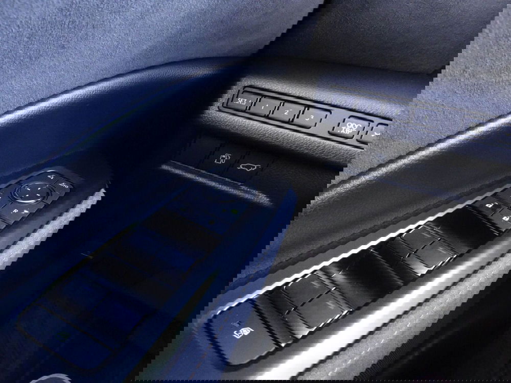 Lexus LBX usata a Treviso (16)