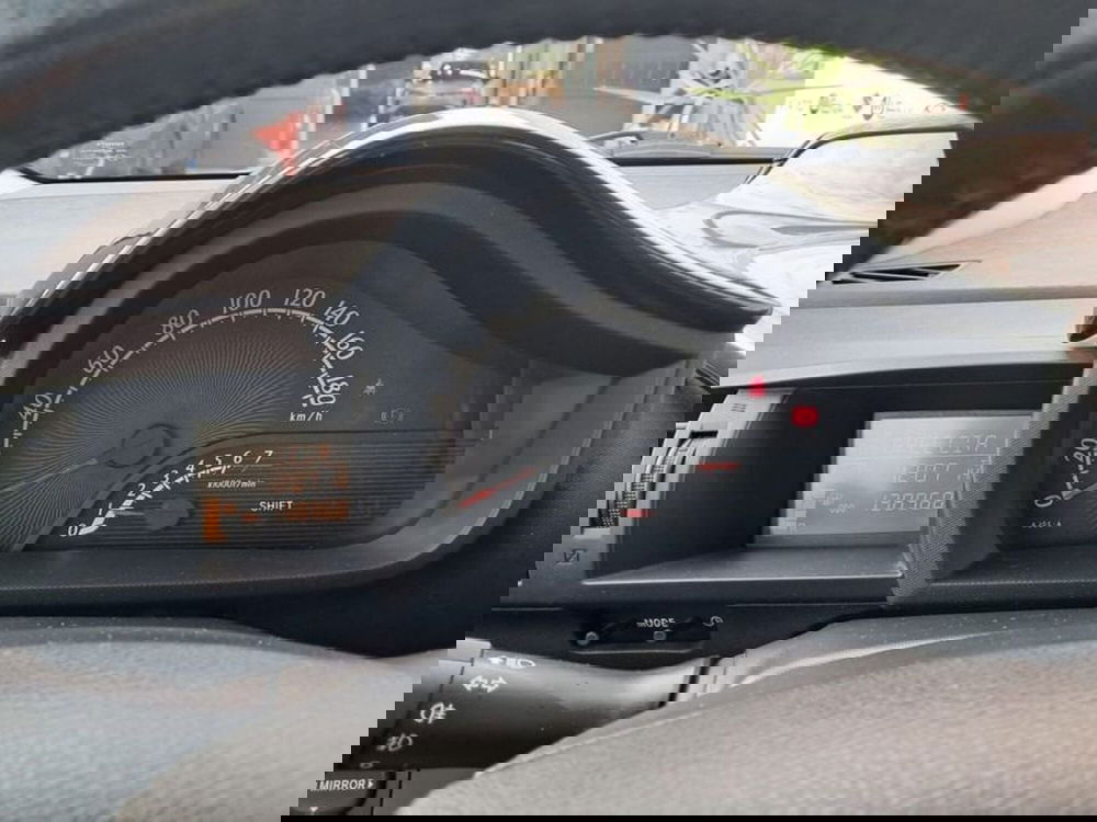 Toyota iQ usata a Cagliari (13)