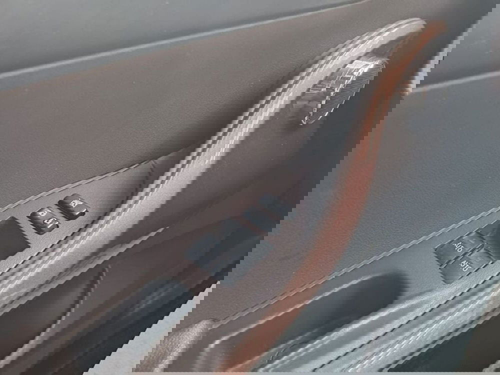 Toyota iQ usata a Cagliari (9)