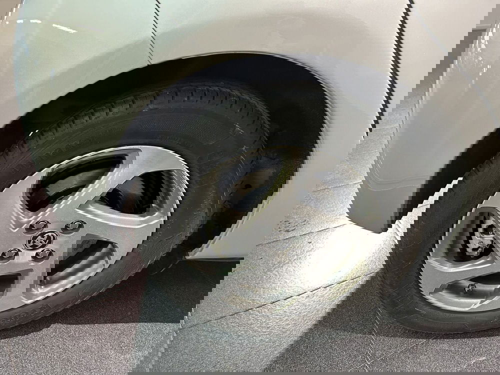 Toyota Yaris usata a Milano (15)