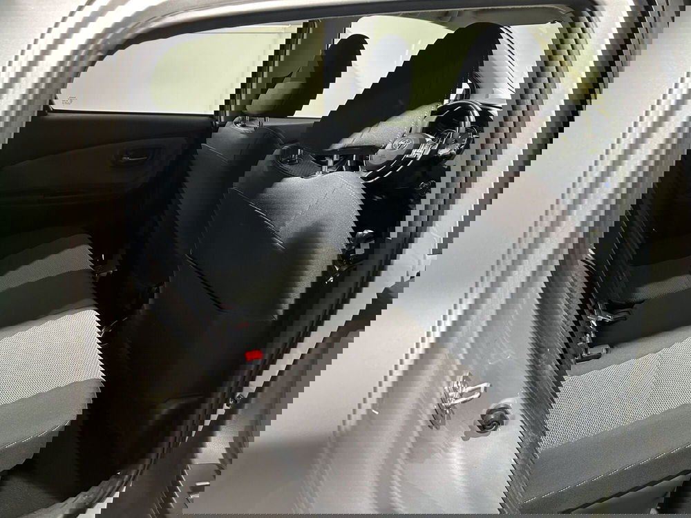 Toyota Yaris usata a Milano (8)