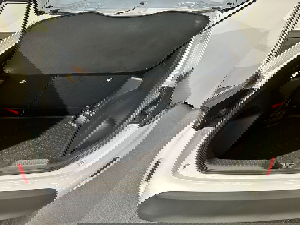 Toyota Yaris Cross usata a Milano (11)