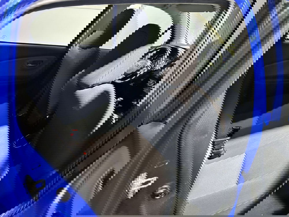 Toyota Yaris usata a Milano (8)