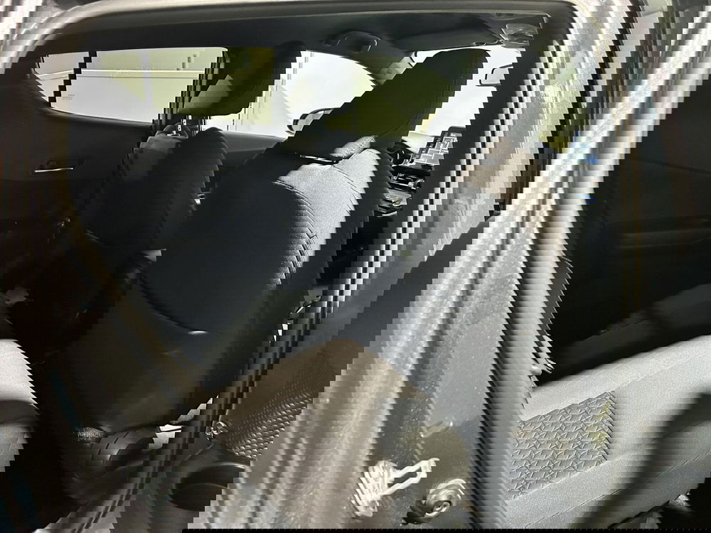 Toyota Toyota C-HR usata a Milano (8)