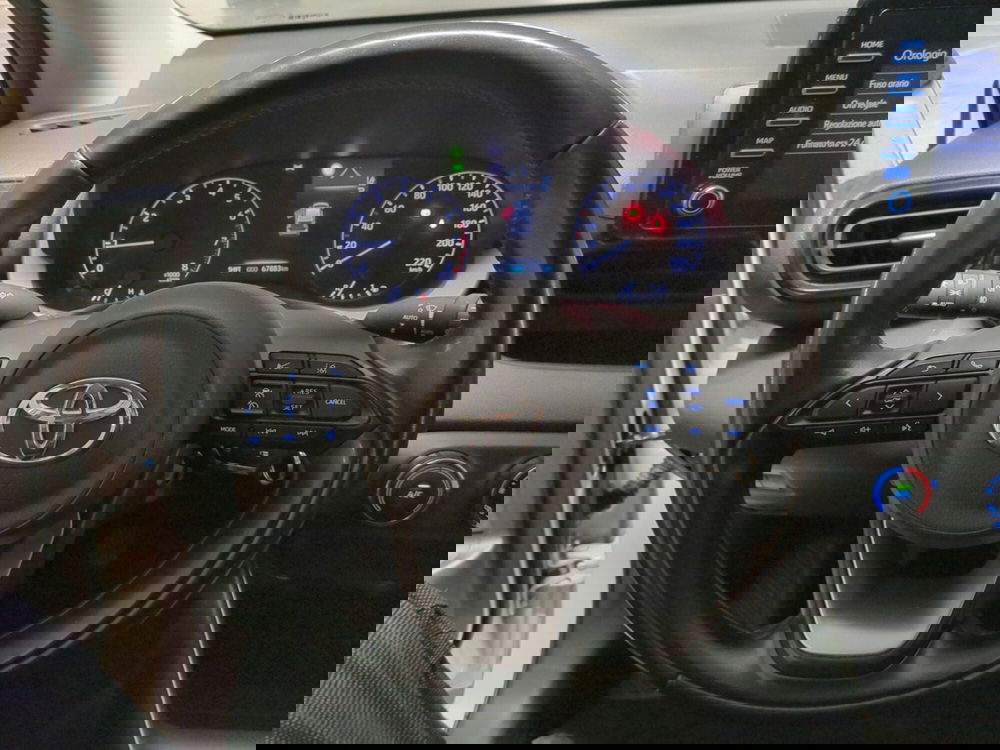 Toyota Yaris usata a Milano (13)