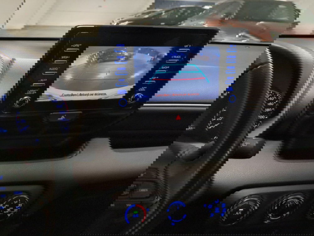 Toyota Yaris usata a Milano (16)