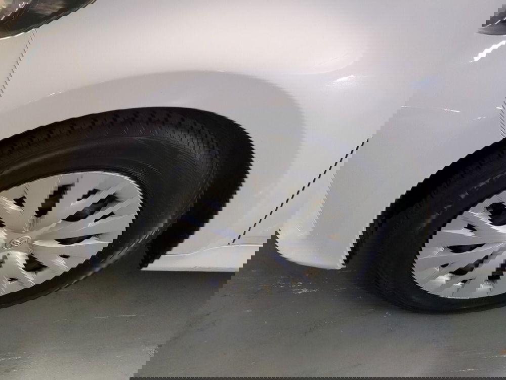 Toyota Yaris usata a Milano (9)