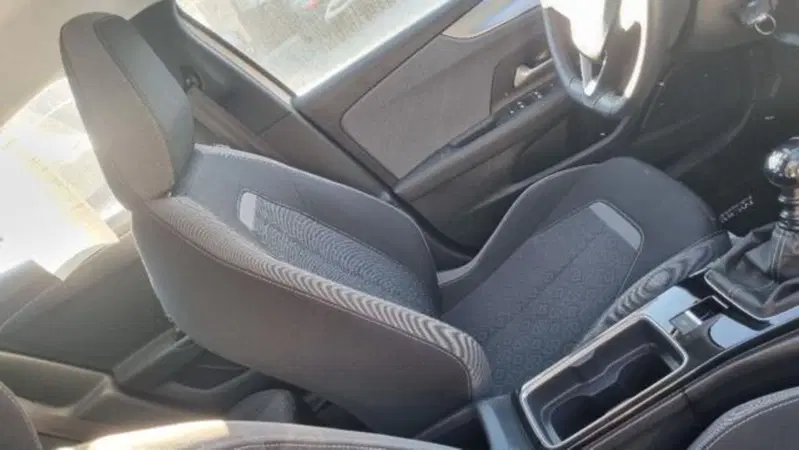 Opel Mokka usata a Savona (15)