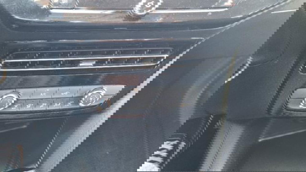 Opel Mokka usata a Savona (7)