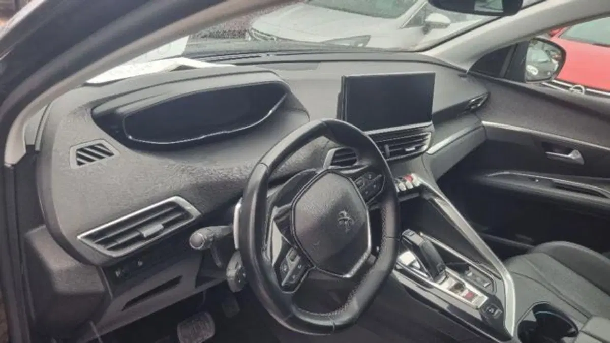 Peugeot 3008 usata a Savona (13)