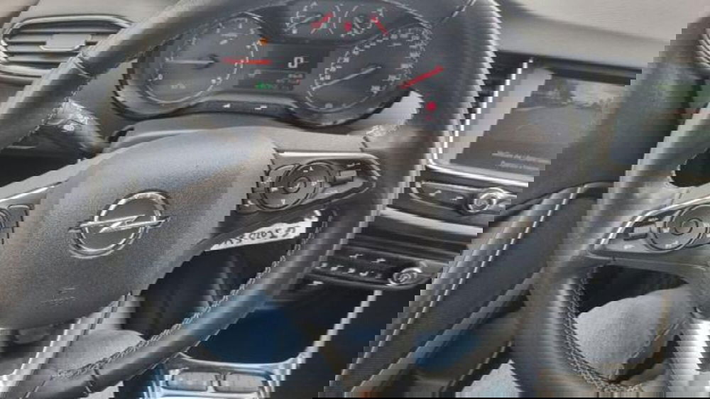 Opel Crossland usata a Savona (11)