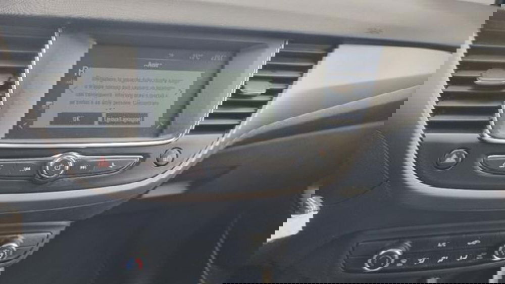 Opel Crossland usata a Savona (8)