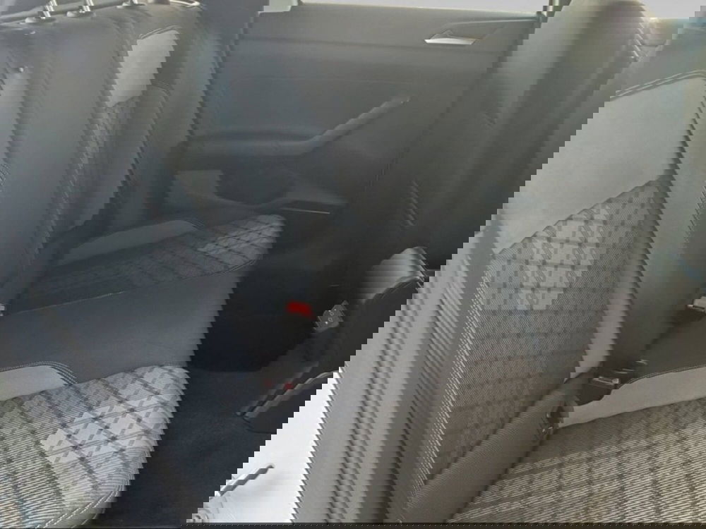 Volkswagen Taigo usata a Livorno (11)