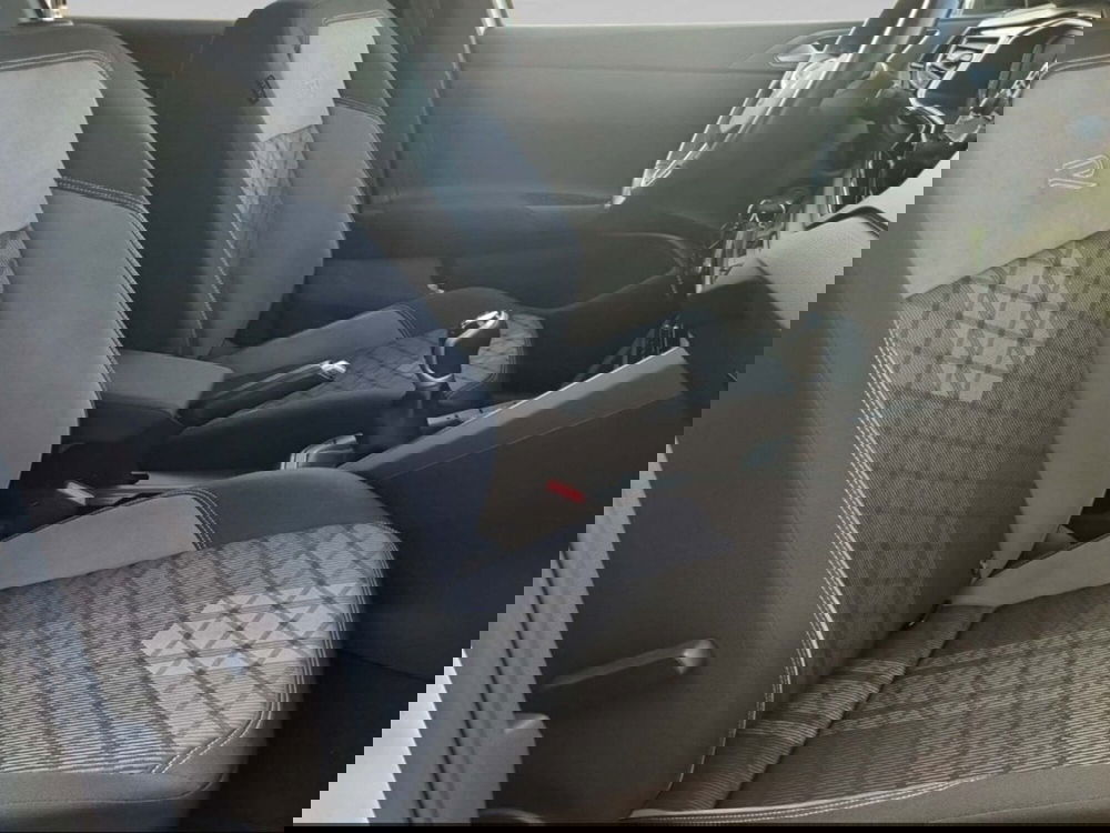 Volkswagen Taigo usata a Livorno (12)