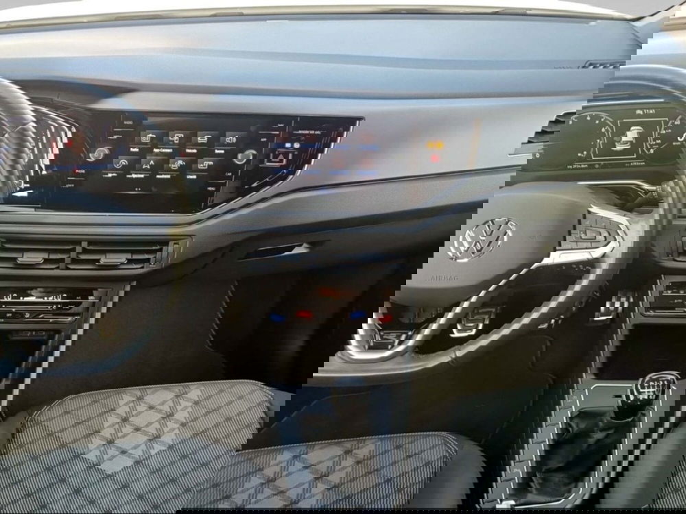 Volkswagen Taigo usata a Livorno (9)