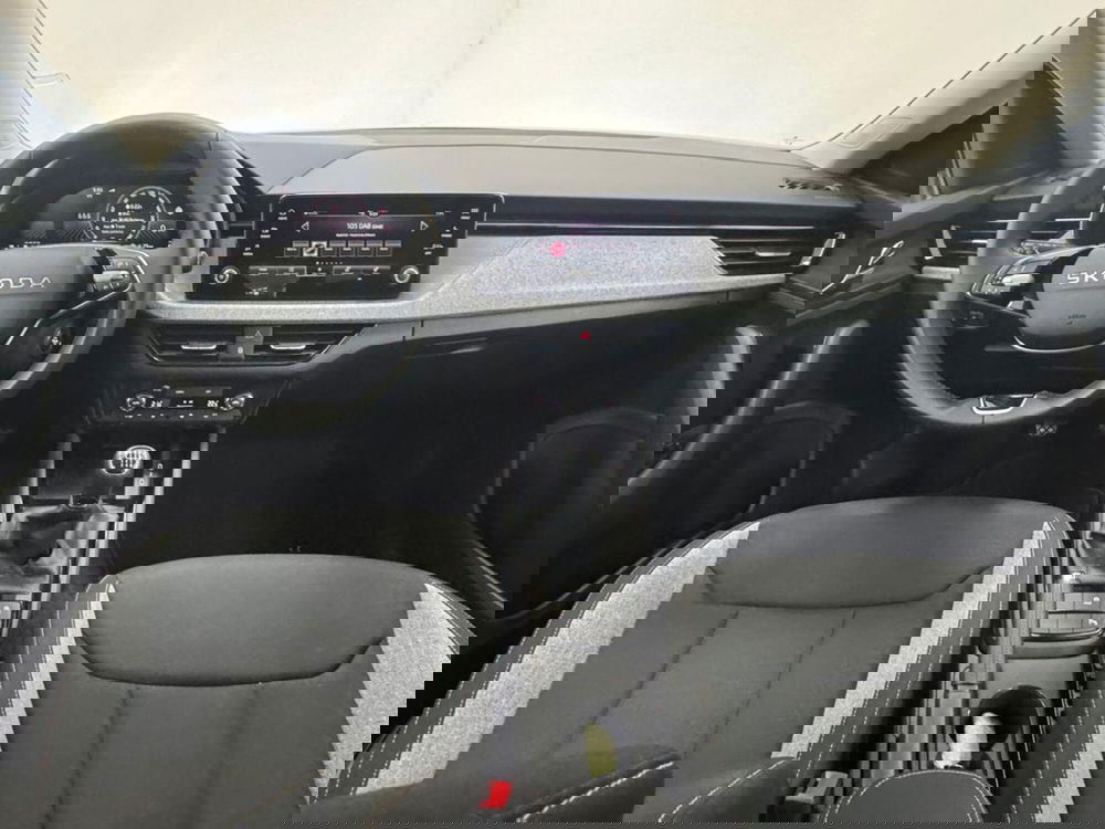 Skoda Kamiq usata a Como (4)