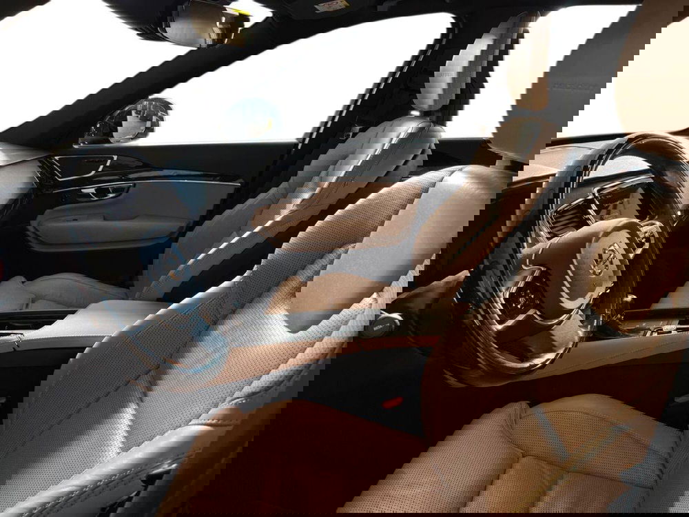 Volvo XC90 usata a Taranto (7)