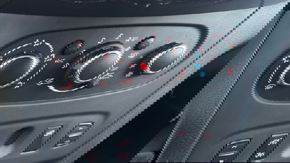 Dacia Sandero usata a Parma (16)