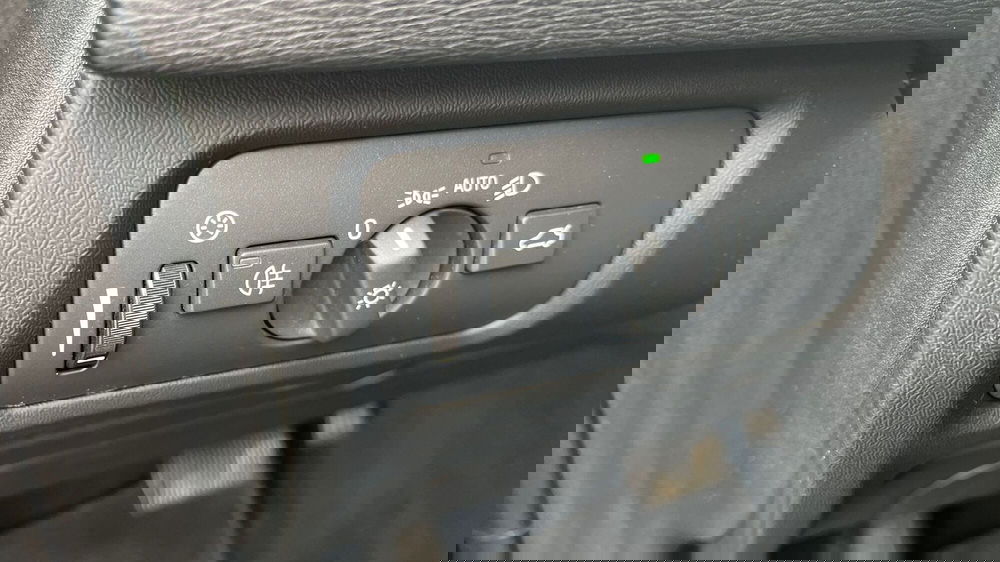 Volvo V40 usata a Parma (16)