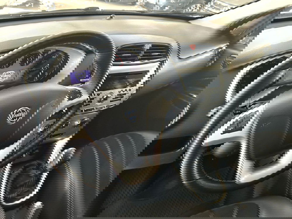 Lancia Delta usata a Ferrara (9)