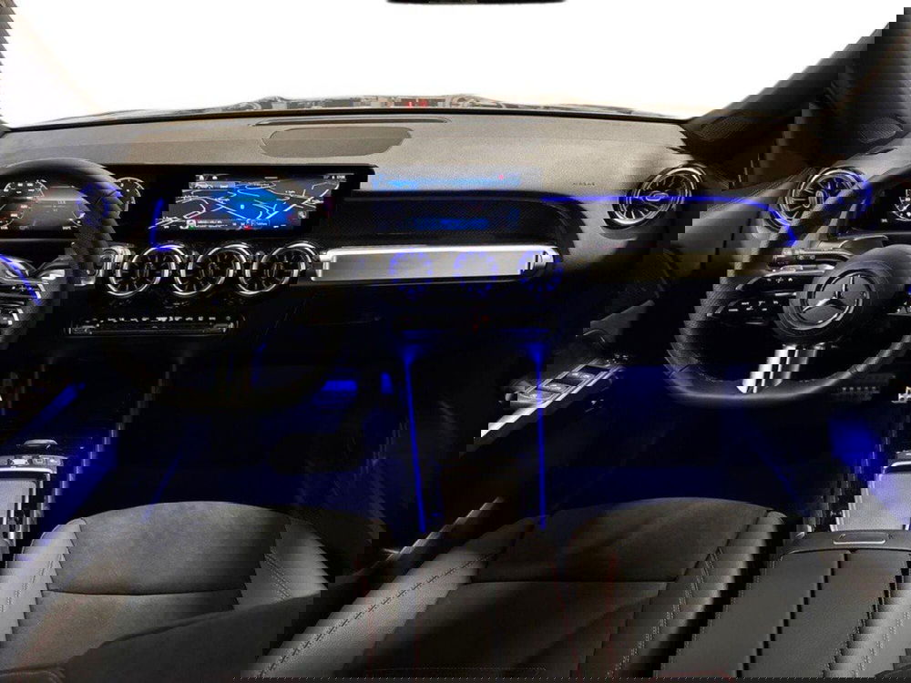 Mercedes-Benz GLB nuova a Rimini (10)