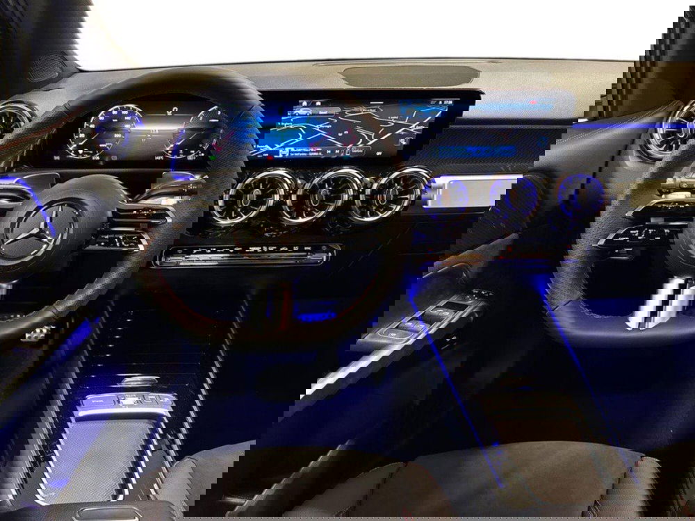 Mercedes-Benz GLB nuova a Rimini (11)