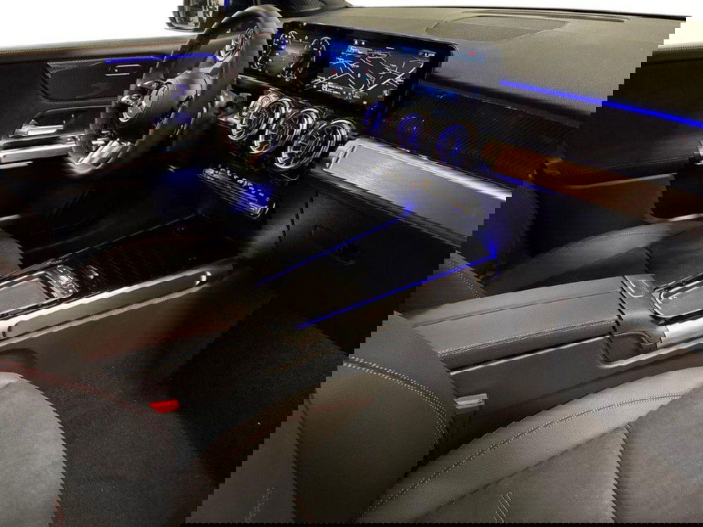 Mercedes-Benz GLB nuova a Rimini (12)