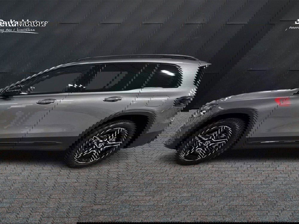 Mercedes-Benz GLB nuova a Rimini (2)