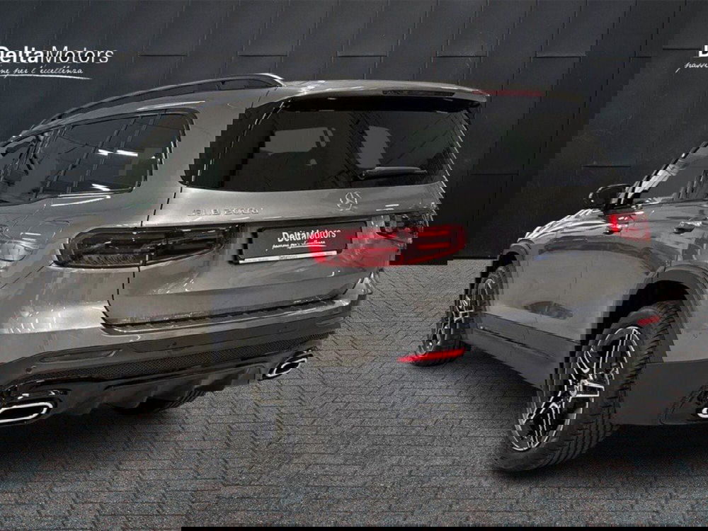 Mercedes-Benz GLB nuova a Rimini (3)