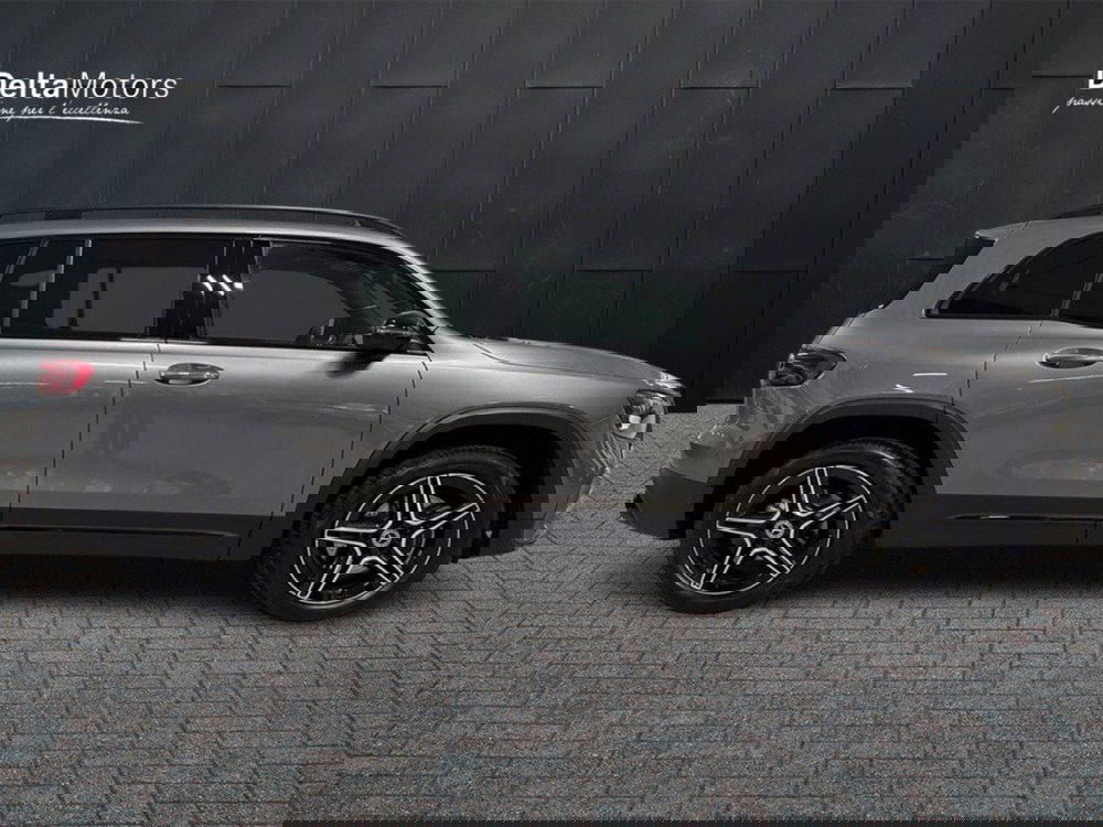 Mercedes-Benz GLB nuova a Rimini (5)