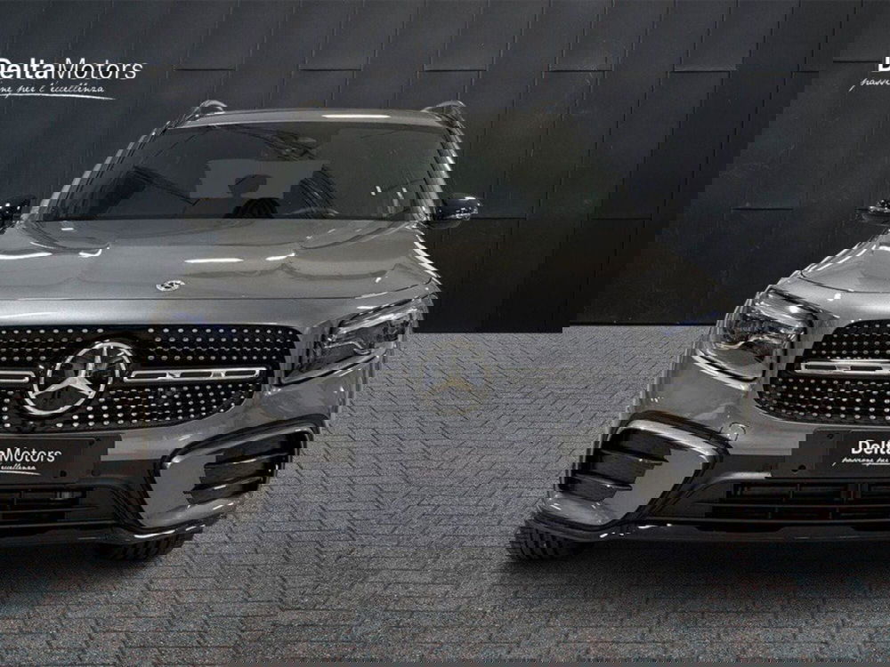 Mercedes-Benz GLB nuova a Rimini (6)