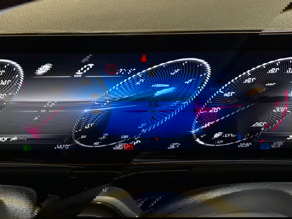 Mercedes-Benz GLA SUV nuova a Rimini (10)