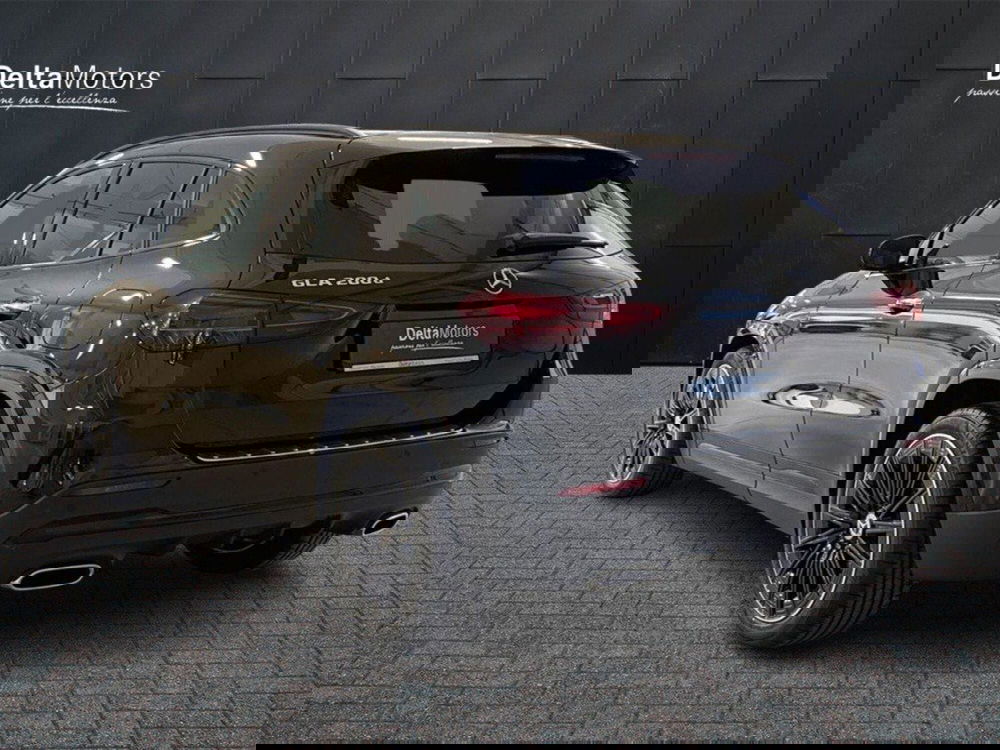 Mercedes-Benz GLA SUV nuova a Rimini (4)