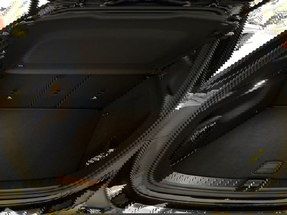 Mercedes-Benz GLA SUV nuova a Rimini (8)