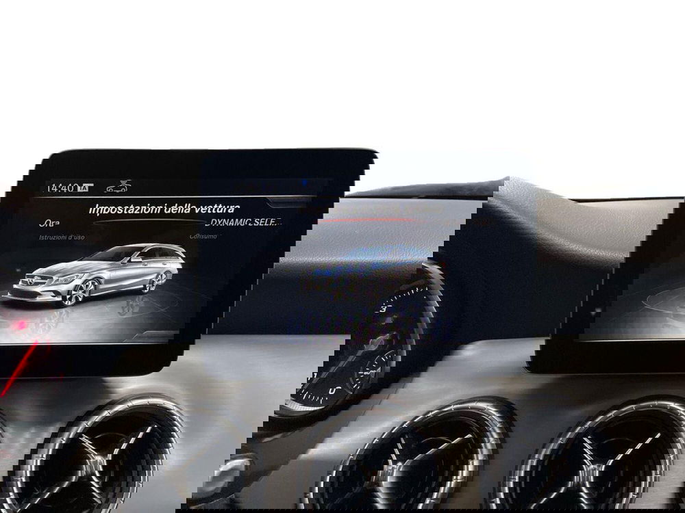 Mercedes-Benz CLA Shooting Brake usata a Macerata (15)